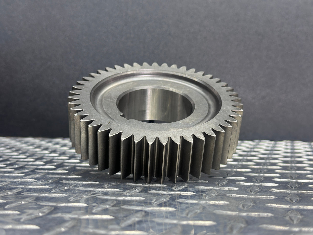 4302422 Countershaft Gear