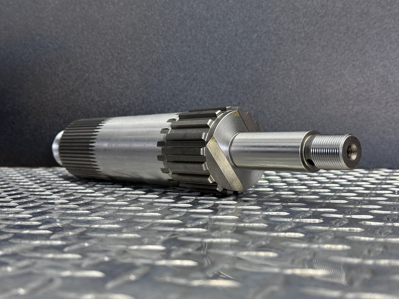 4303359 Auxiliary Mainshaft
