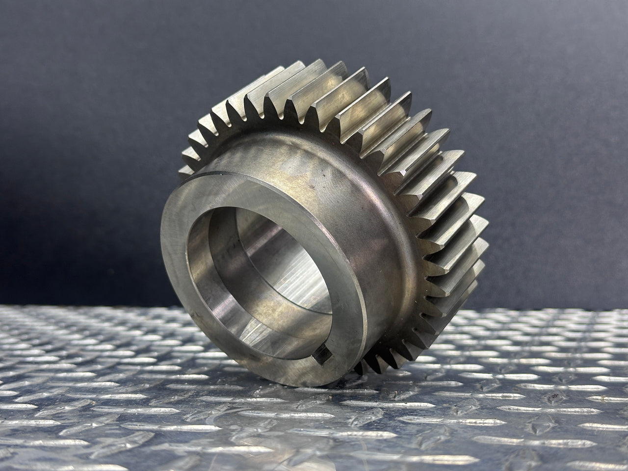 4302420 Countershaft Gear