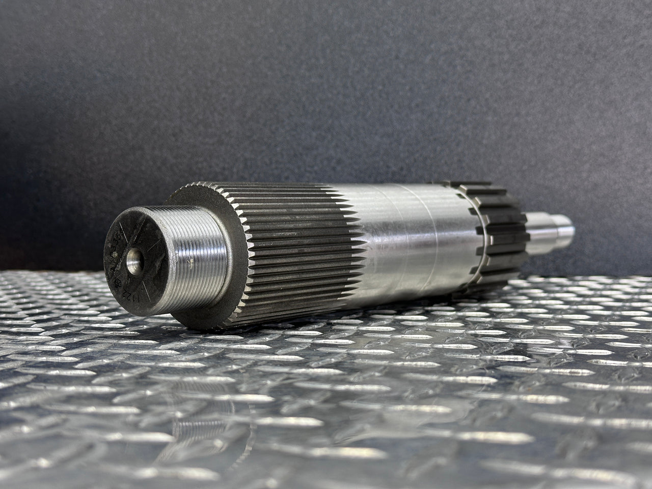 4303359 Auxiliary Mainshaft
