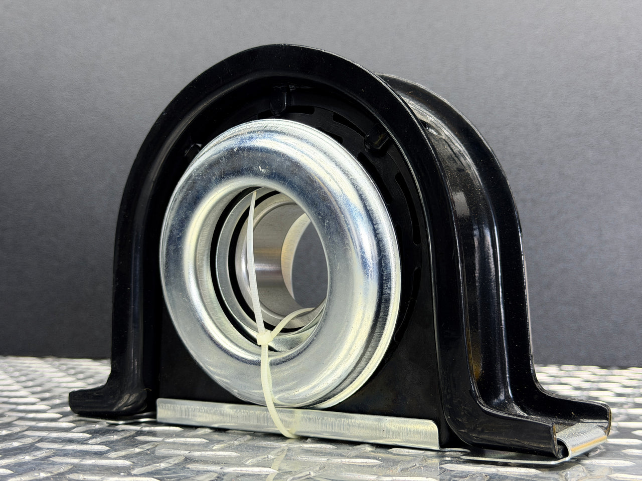 112-210084-2X Center Support Bearing 88509 With Cover