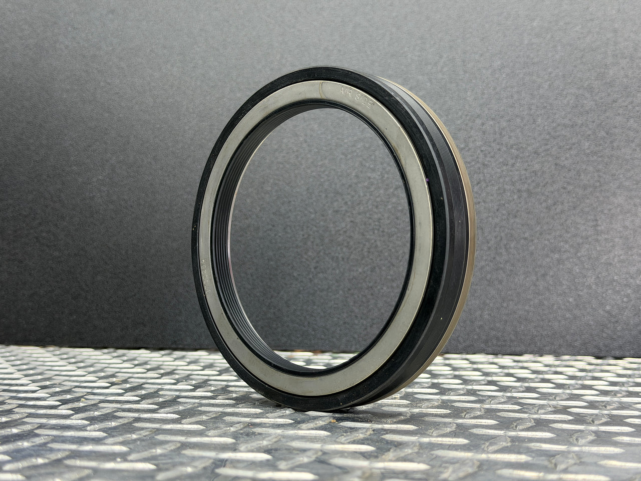 370023A Wheel Seal