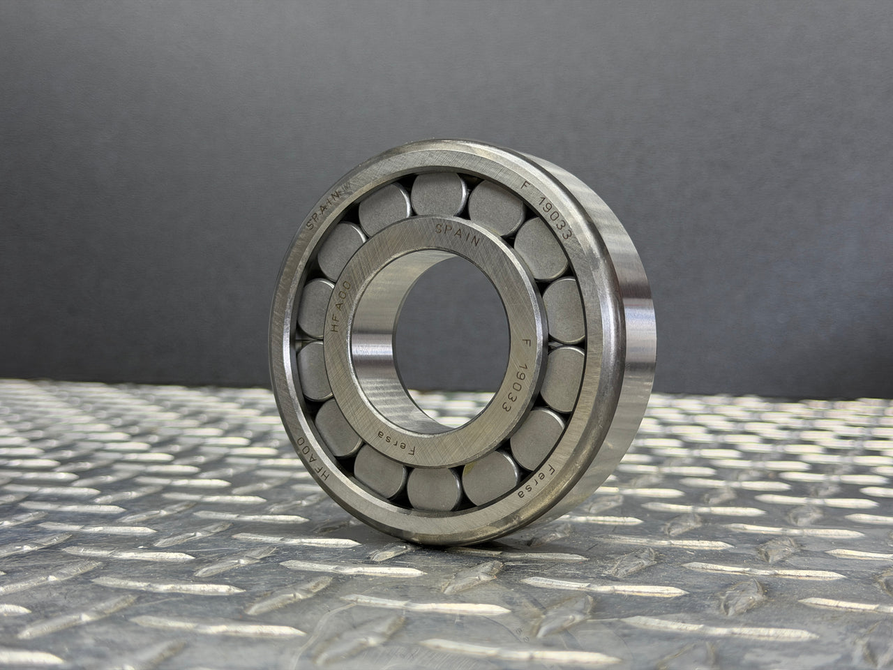 RU9008UM TAS Rockwel Taper Roller Bearing