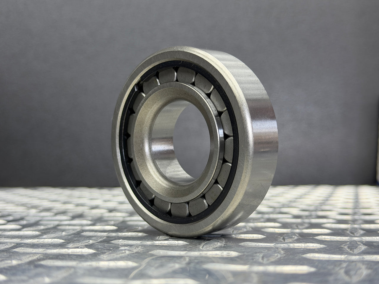127484 Eaton Bearing