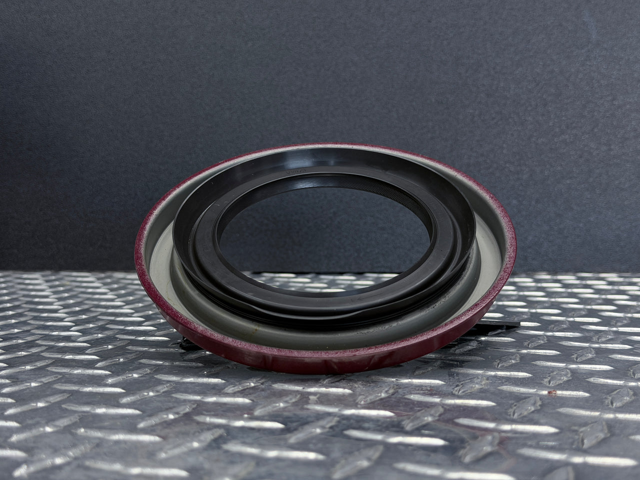 134323 Eaton Differential Oil Seal