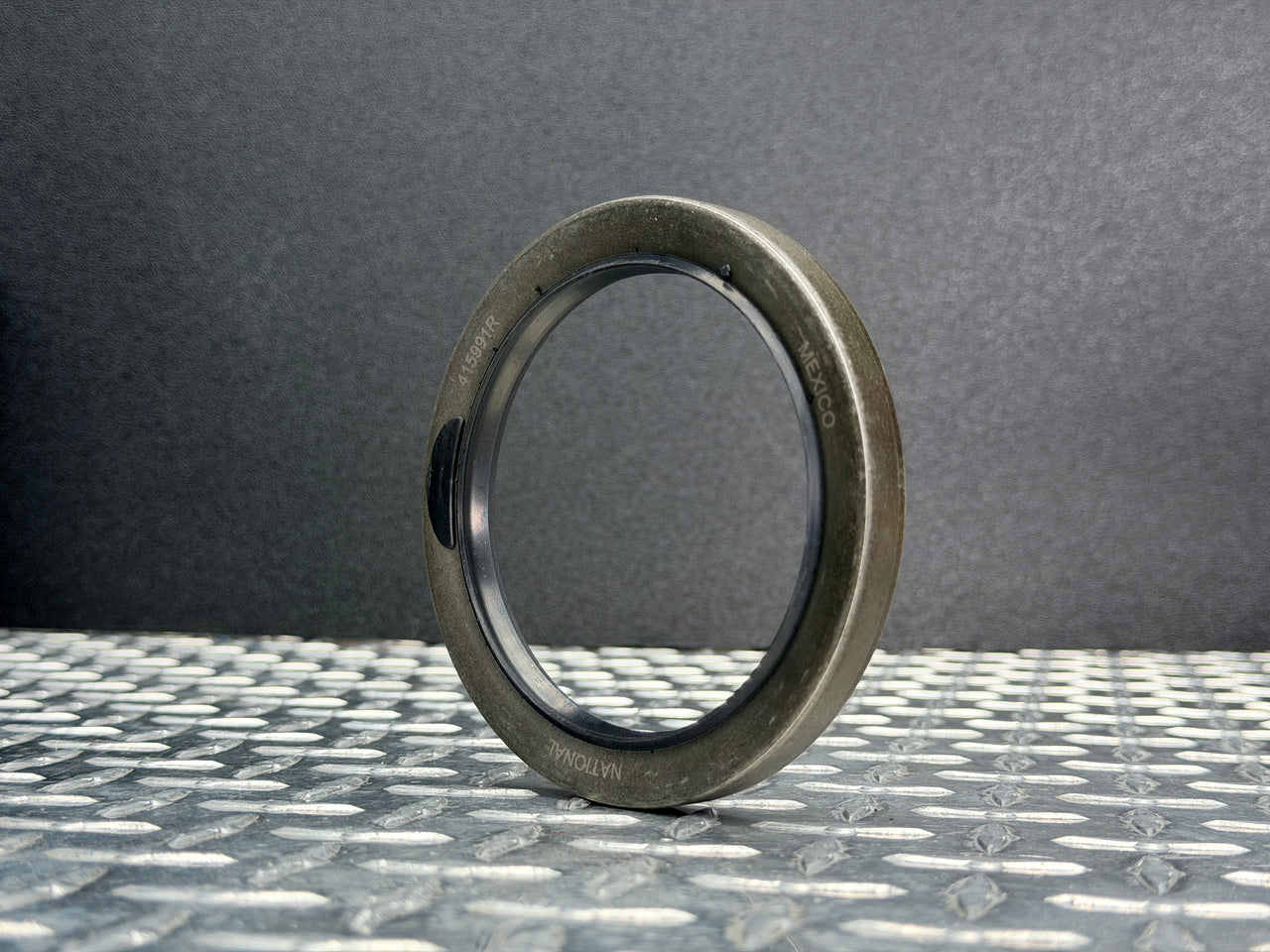 BOS-7310 Mack Transfer Case Input/Output Seal