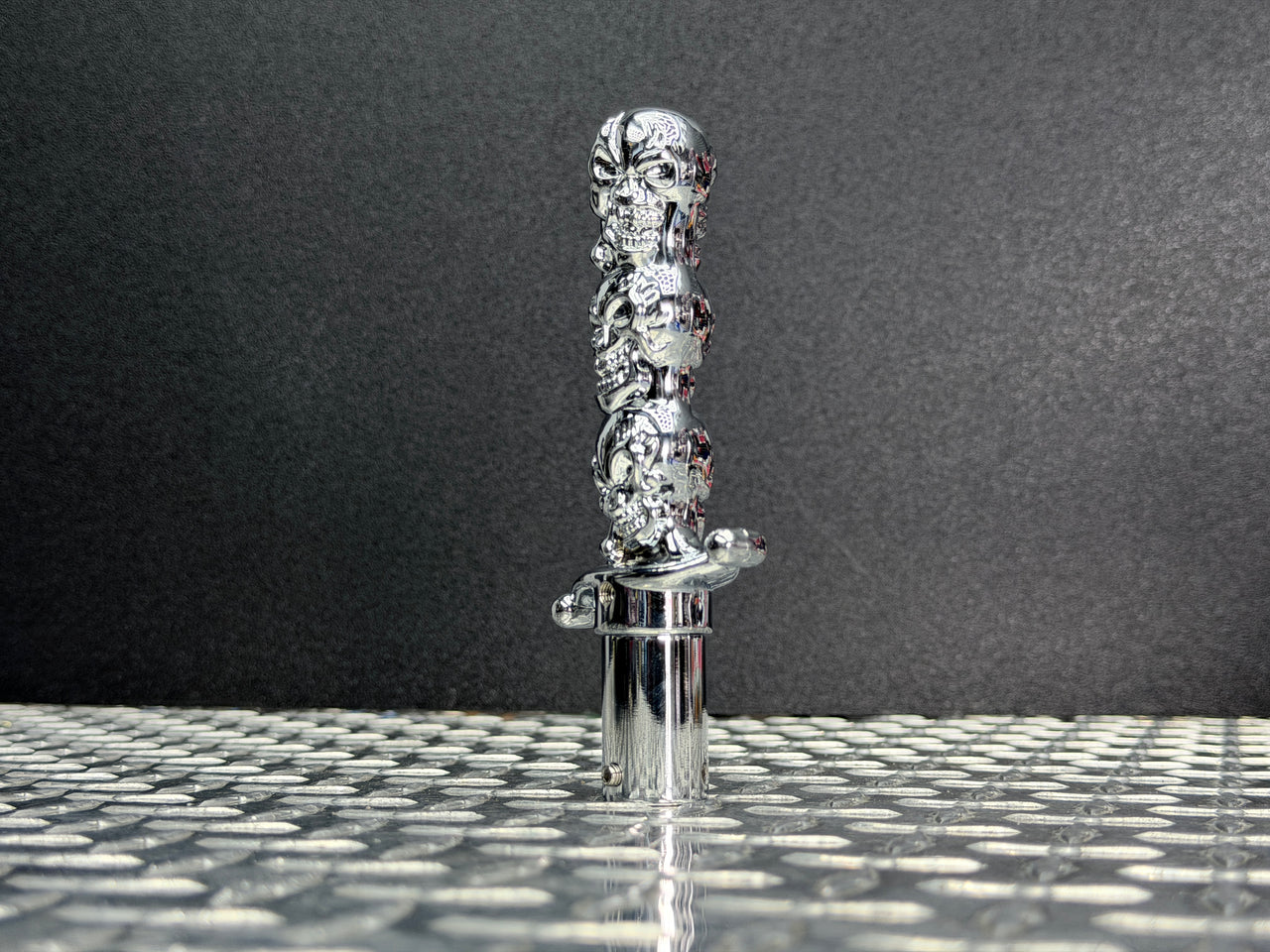 310-CAB-081 Skull Dagger Shift Knob Kit 13 15 18 Speed